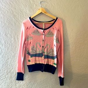 Love Dove Swan Cardigan M